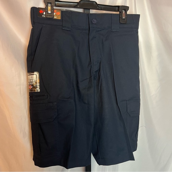 Dickies Shorts Dickies Regular Fit Flex Cargo Short 1 Inseam Size